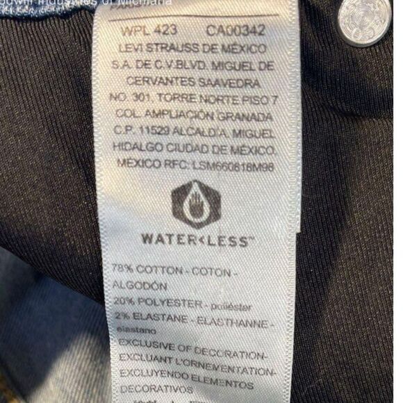 Levi's Signature Totally Shaping Jeans - Size 28" - Picture 4 of 5